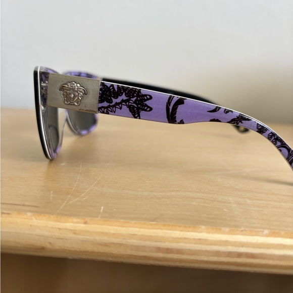 Versace RARE Alice Sunglasses - Picture 6 of 10